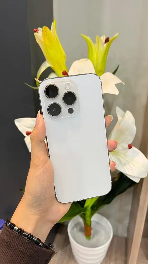 IPHONE 14PRO 128 SILVER SECOND BEACUKAI