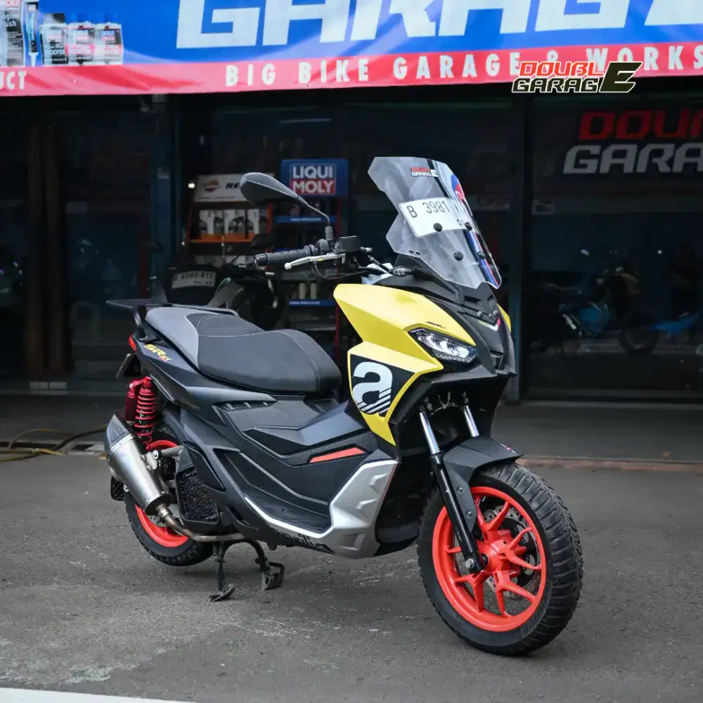 APRILIA SR GT 200 S KUNING 2022