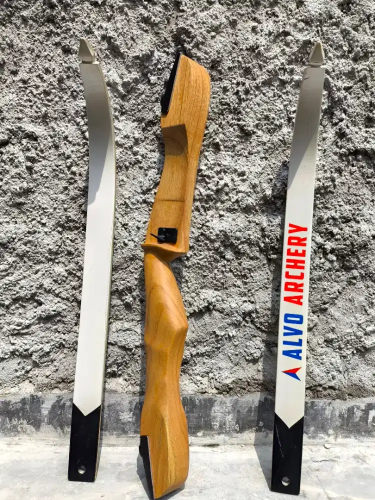 Busur Panahan Dewasa Street Fighter Alvo Archery (19–28 lbs)