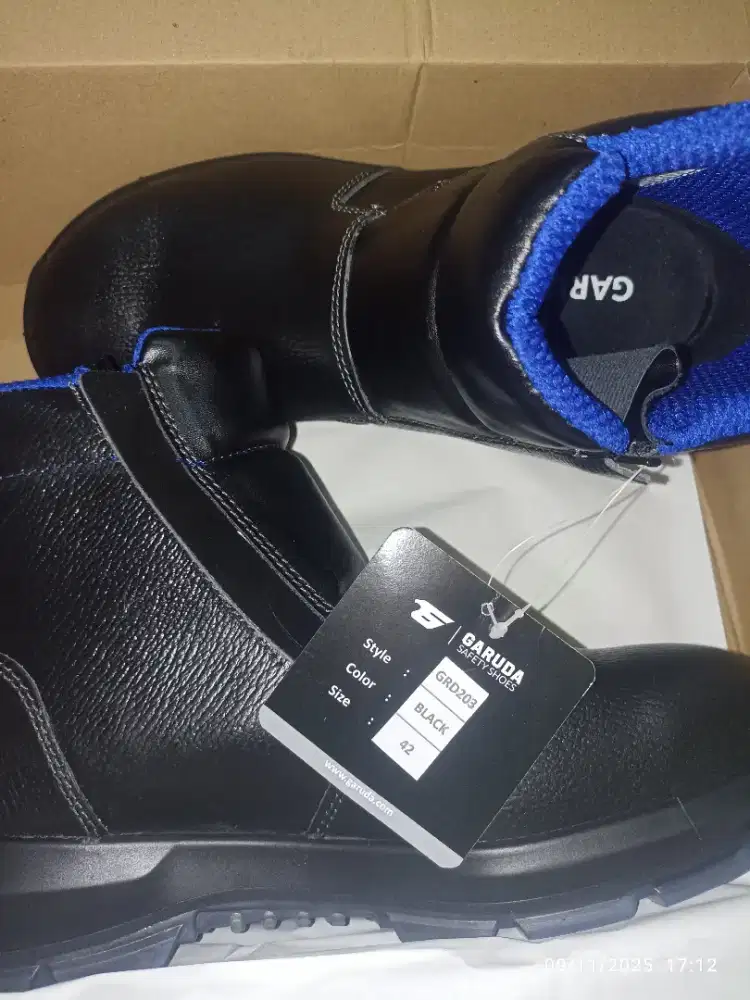 Sepatu Safety Merk Garuda Ukuran 8 atau 42