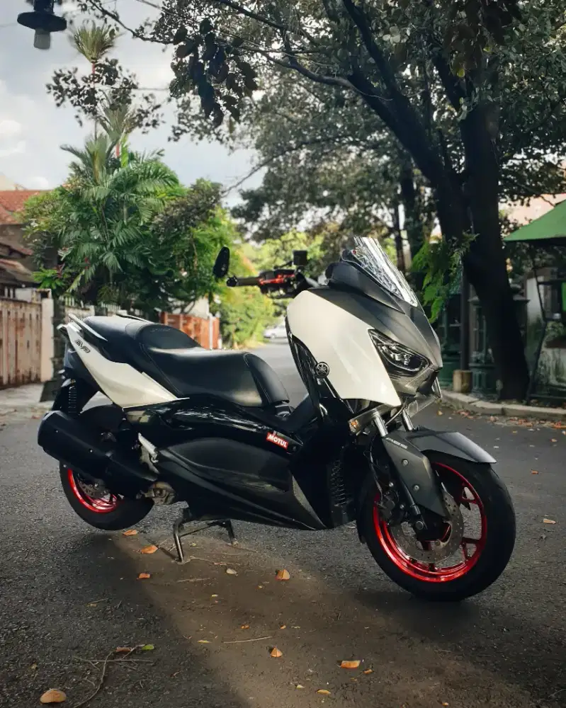 Yamaha Xmax abs 2018 putih modif