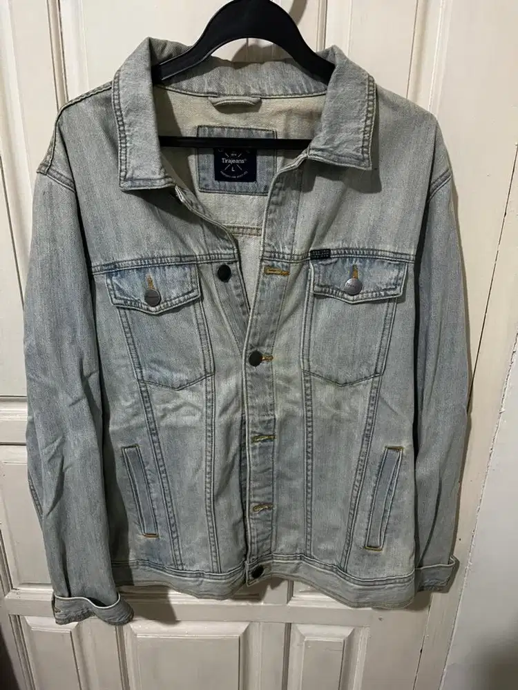 Jaket Jeans TIRAJEANS size L Baru salah ukuran