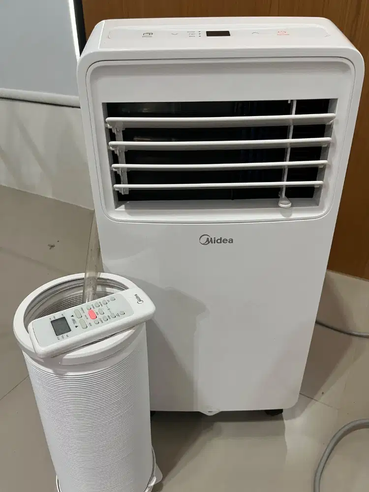 AC PORTABLE MIDEA 1/2 pk