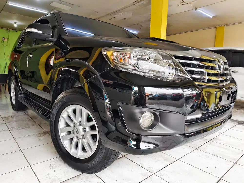 TOYOTA FORTUNER 2.5 G VNT TURBO DIESEL AT 2014 MATIC SOLAR NO TRD 2015