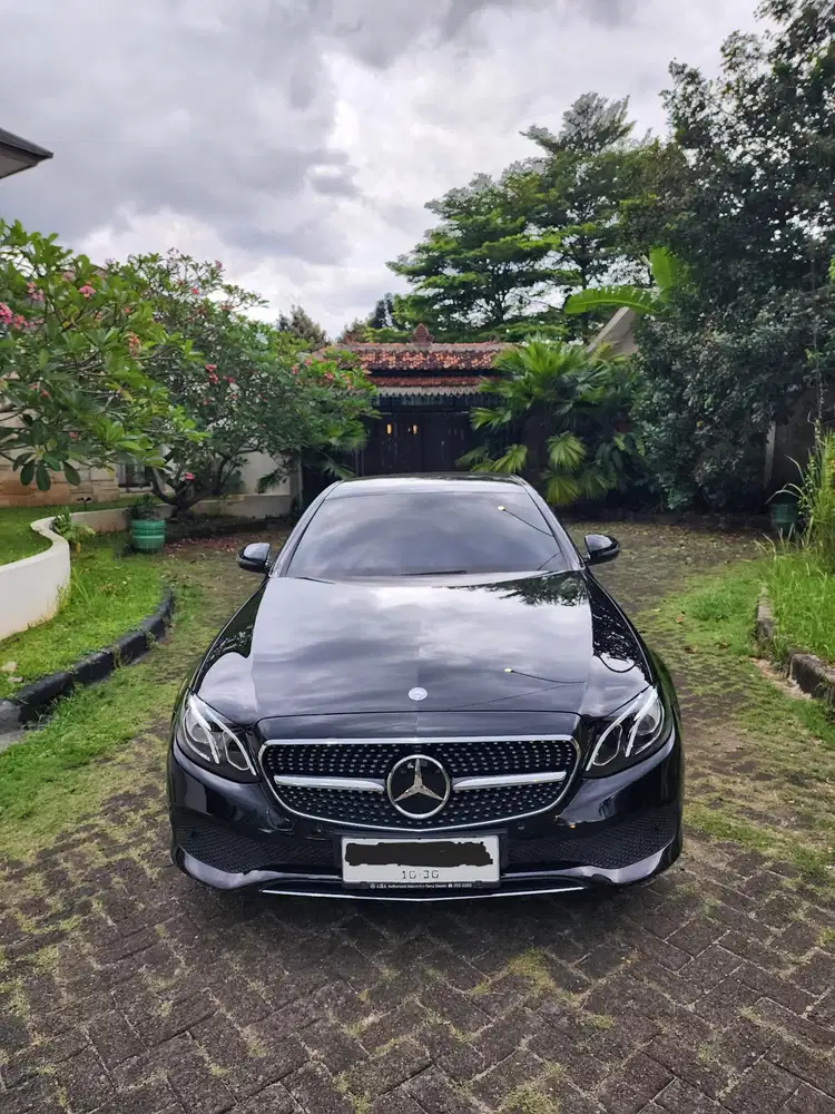 !! TERMURAH !! Mercedes-Benz E250 2017