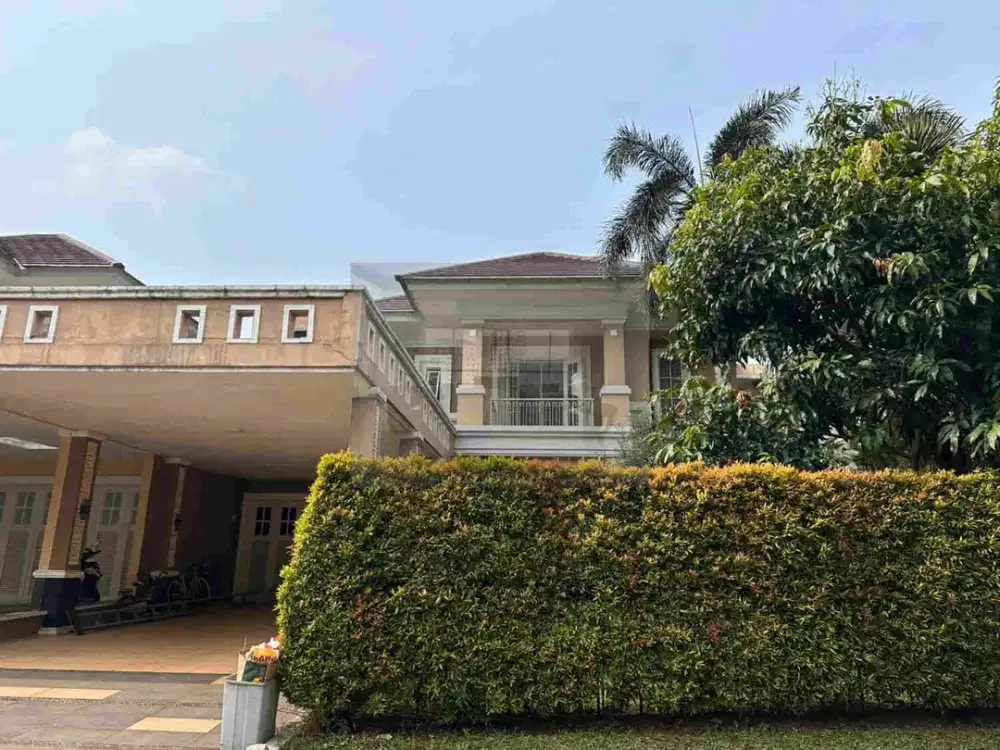 Rumah 2 lantai Alam Sutera Olivia Boulevard hadap Selatan Minim Renovasi