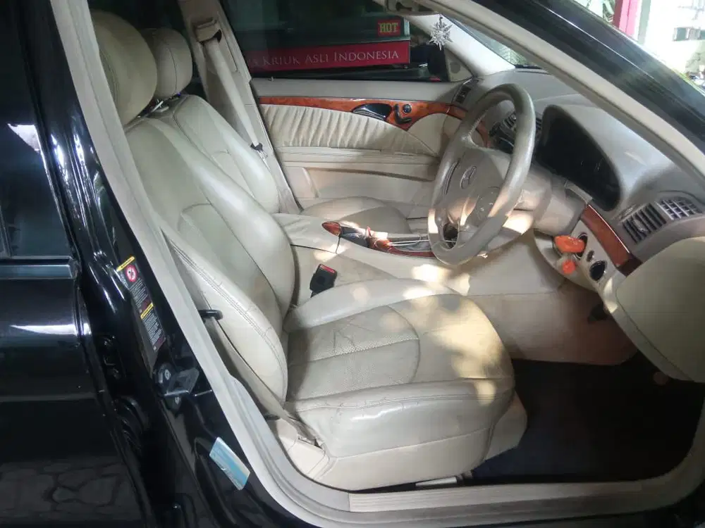 Mercedes-Benz E280 2007 Bensin