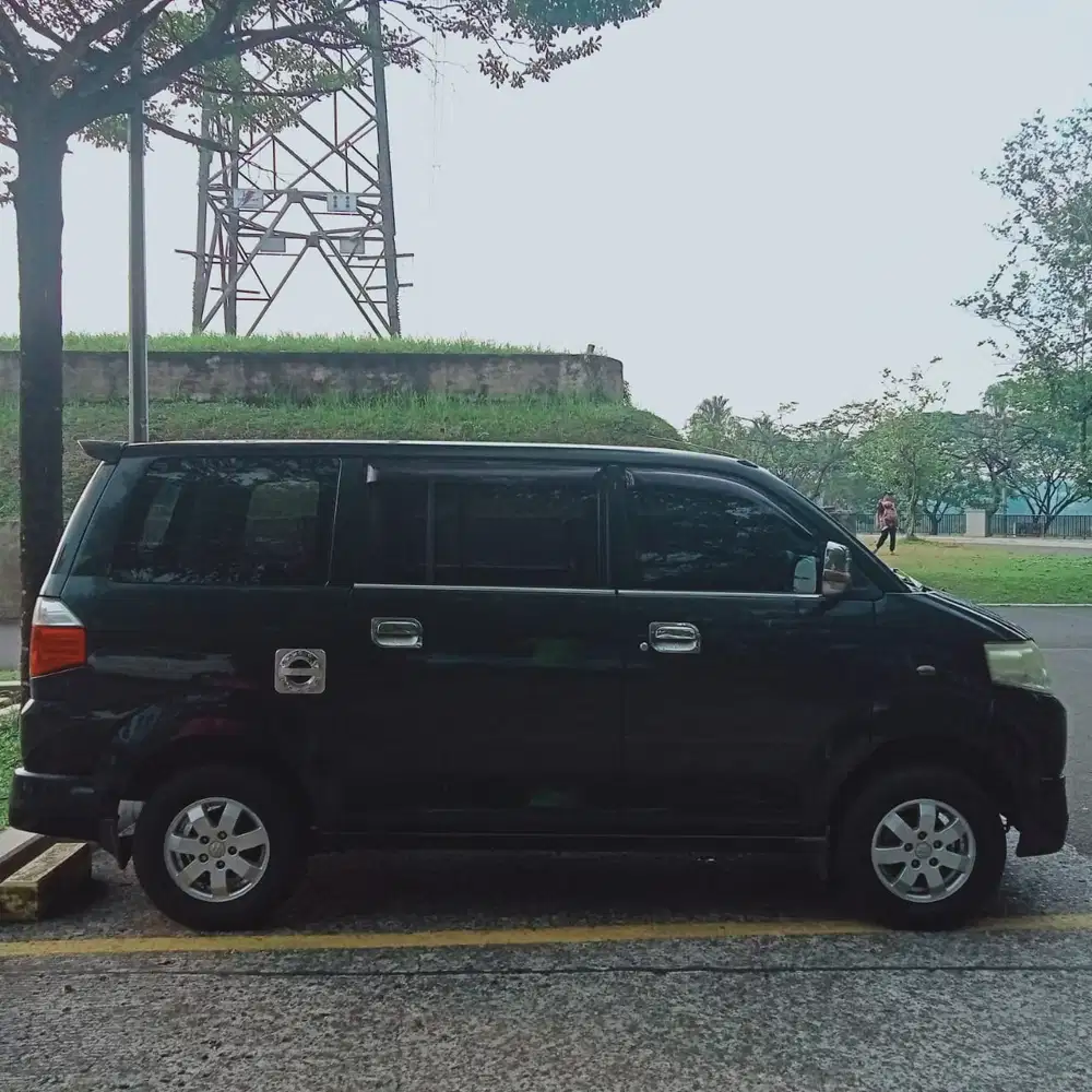 Suzuki APV Arena 2011 Bensin