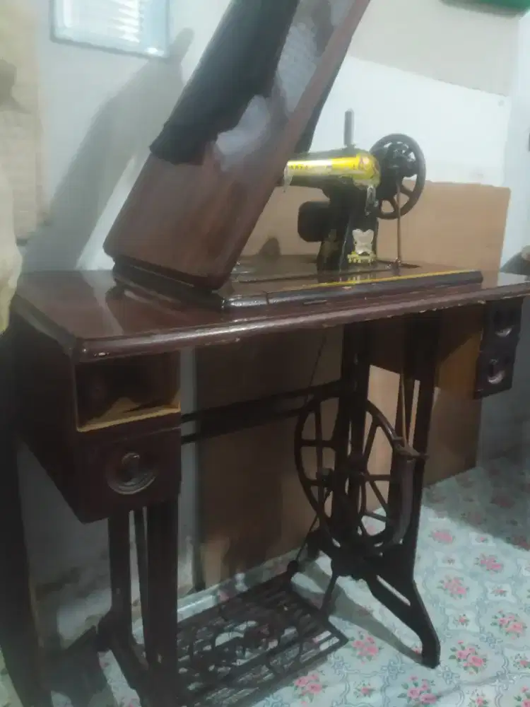 Mesin jahit jadul merk butterfly