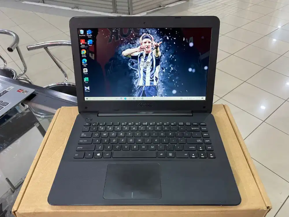 Laptop Asus X455LB Prosesor Intel Core i3-4030U/Ram 4GB/HDD 500GB