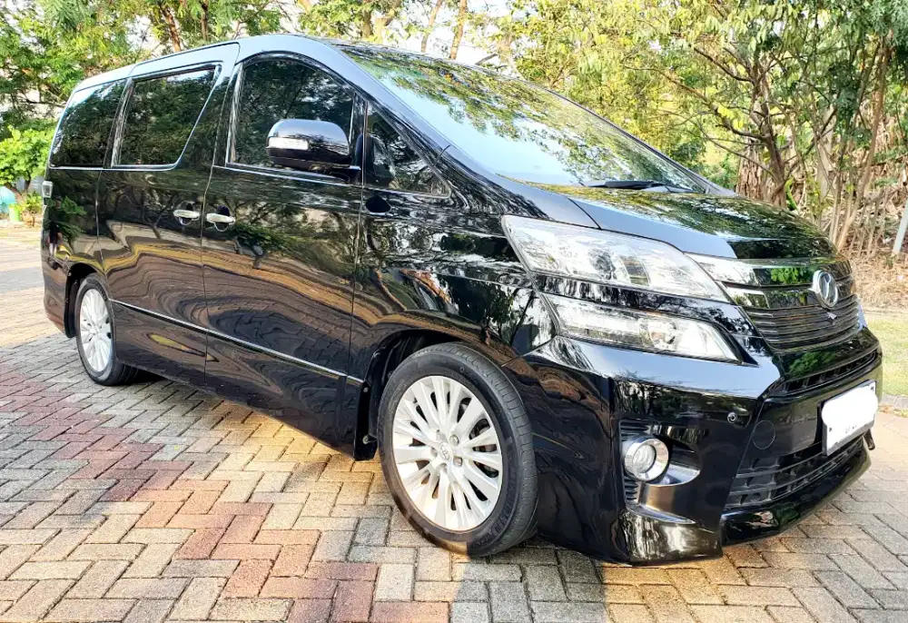 Toyota Vellfire 2.4 ZG Premium Sound 2013Full Spec