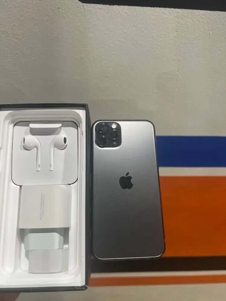 iphone 11 pro max 256gb say hello