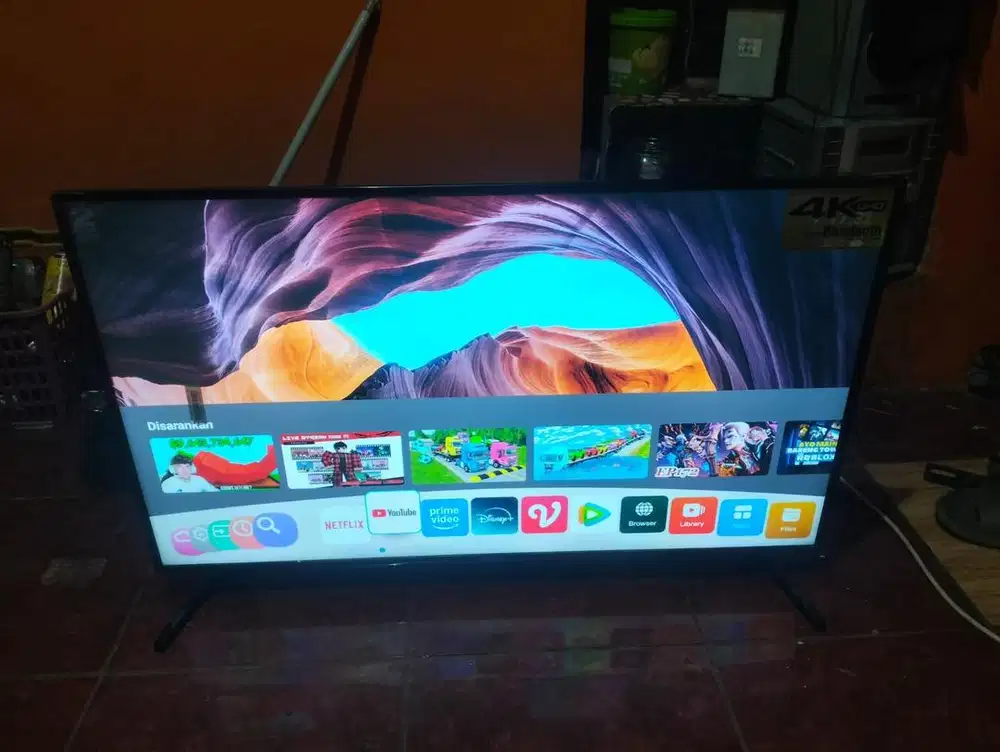 Smart tv akari 43 inchi mulus