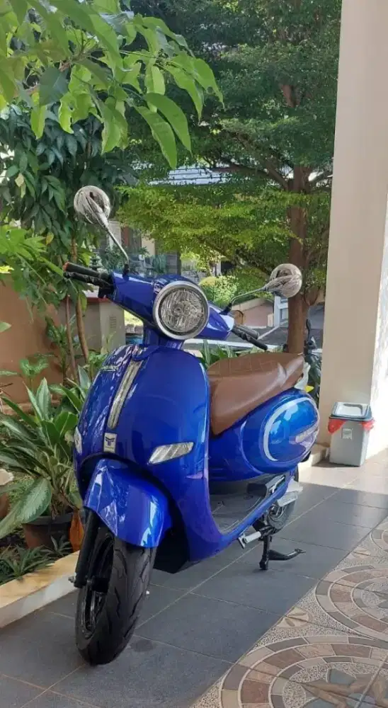 NEW! Skuter Elegan & Modern — Gaya Klasik, Performa Masa Kini!