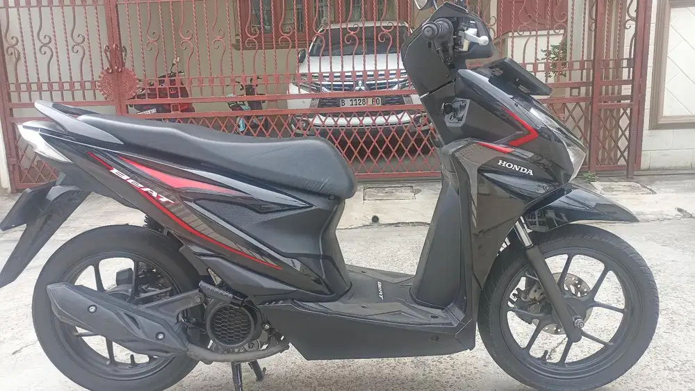 Honda beat new LED tahun 2024.