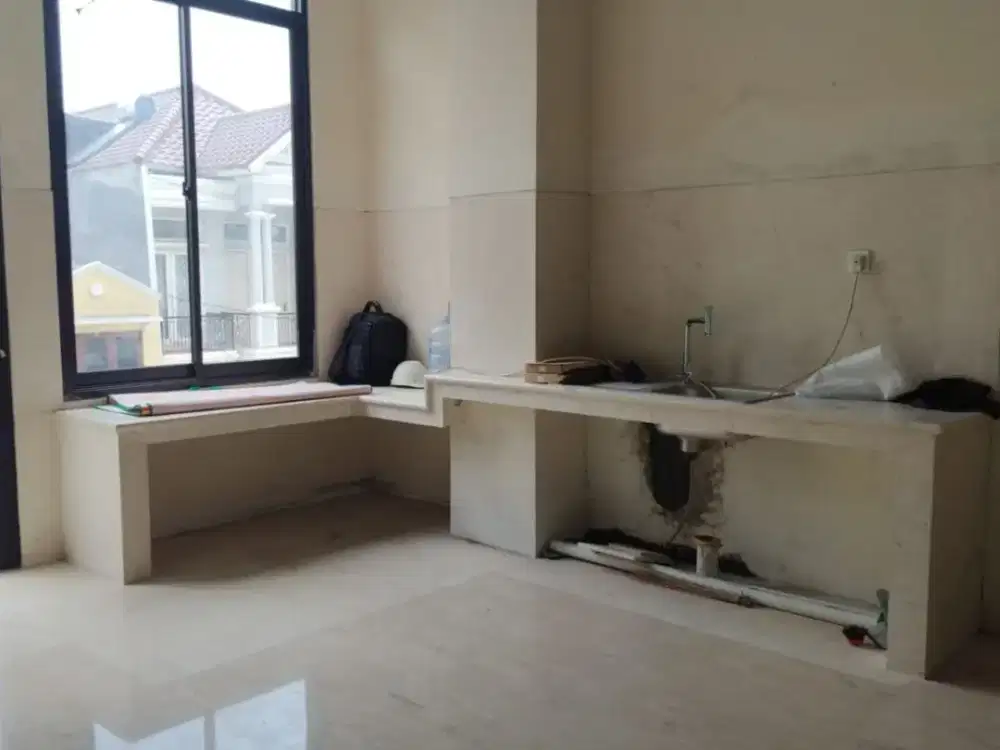 Gedung Baru di Gading Indah Raya – Depan Apartemen The Summit