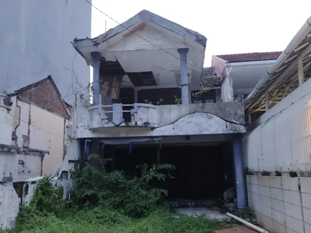 Rumah dan Tanah di Arteri Kelapa Gading – Jakarta Utara