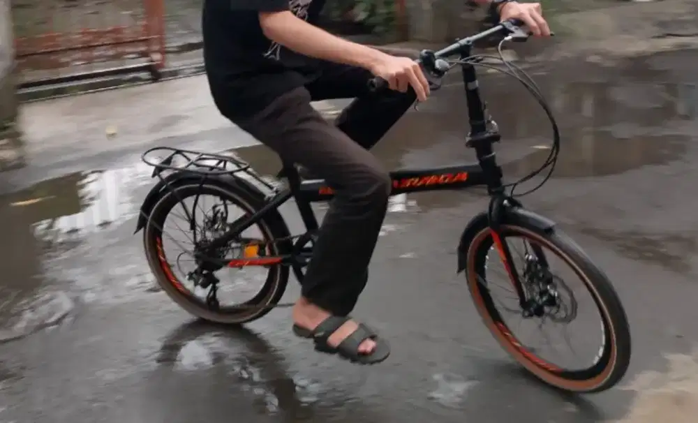 Sepeda Lipat TURANZA TZ 815 Ukuran 20 Inch 7 Speed Boncengan anak/dwsa