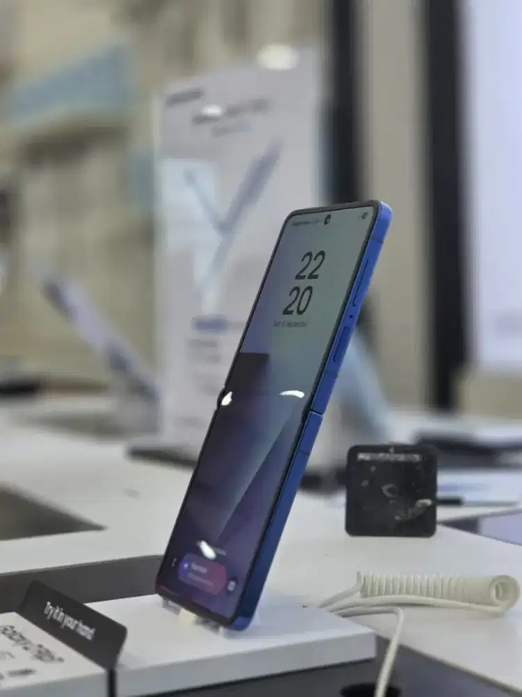 Samsung galaxy zfilp7