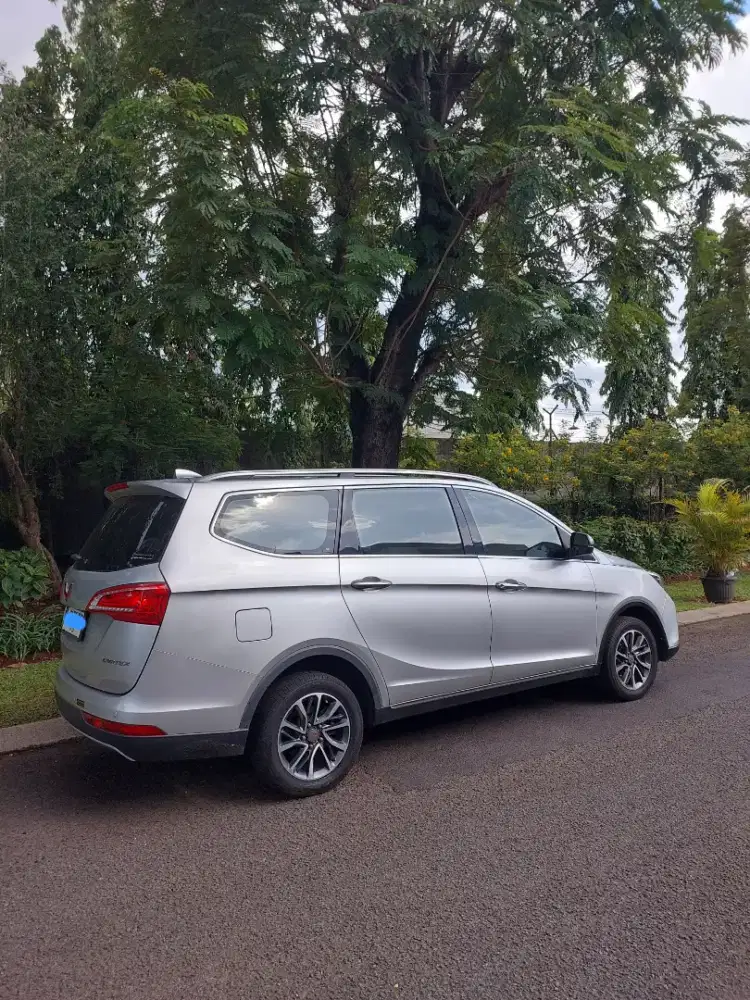 Dijual Cepat Mobil Pribadi Wuling Cortez Tiper Tertinggi 1.8 L Lux AMT