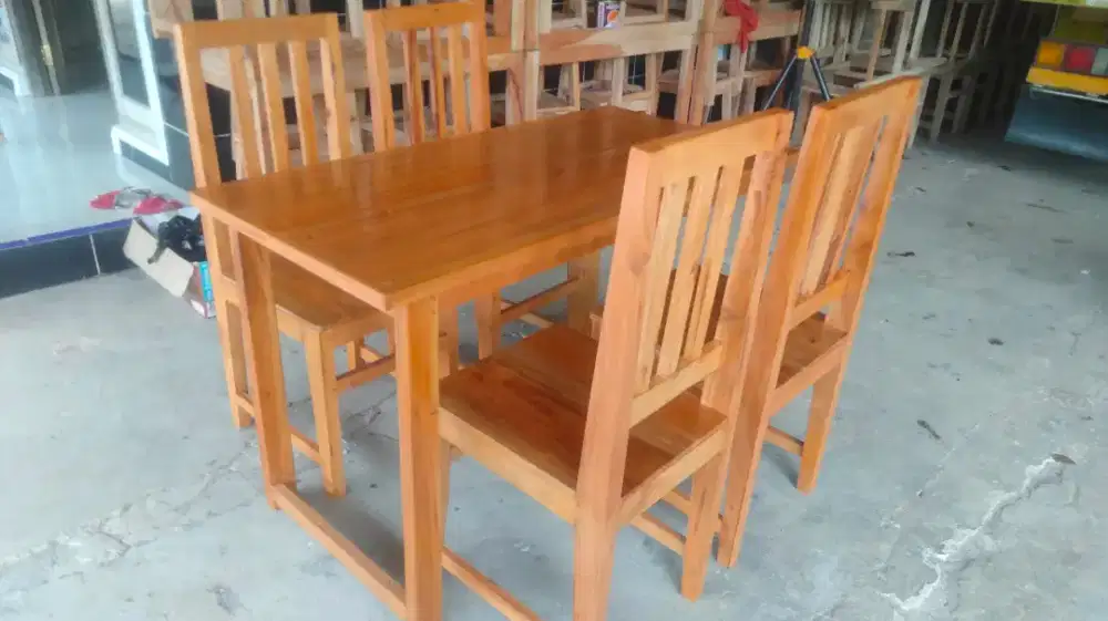 Set meja kursi rumah makan, kedai