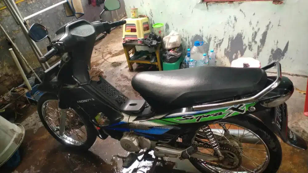 Dijual Supra 2002