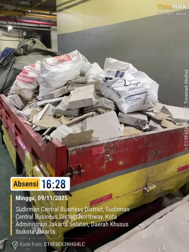 Jasa angkut puing dan sampah