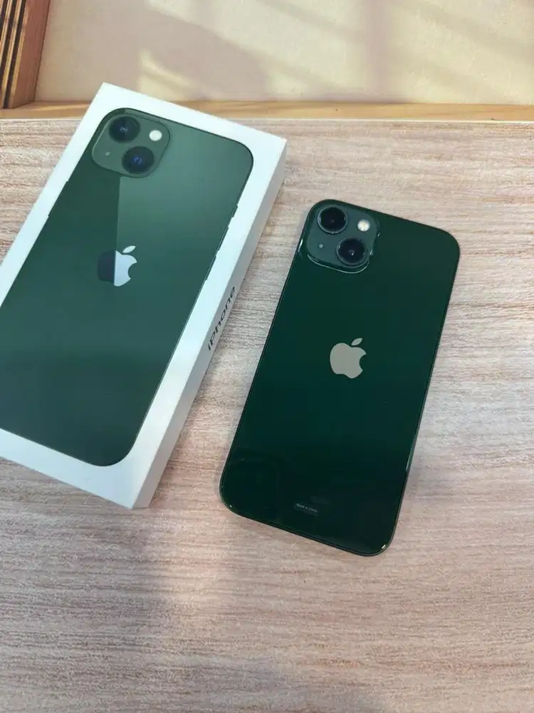 iPhone 13 128GB Green Eks iBox BH 82% Lengkap