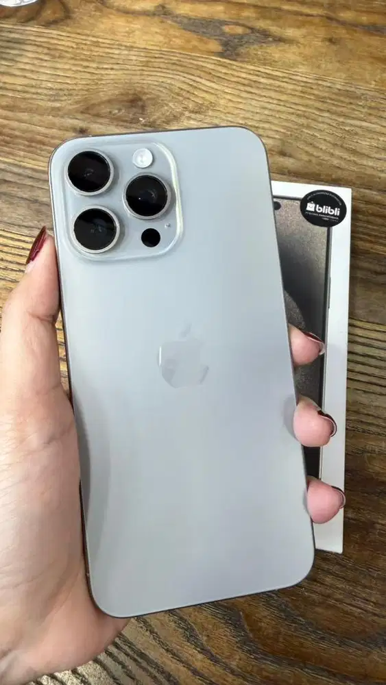 Iphone 15promax 1 tb resmi