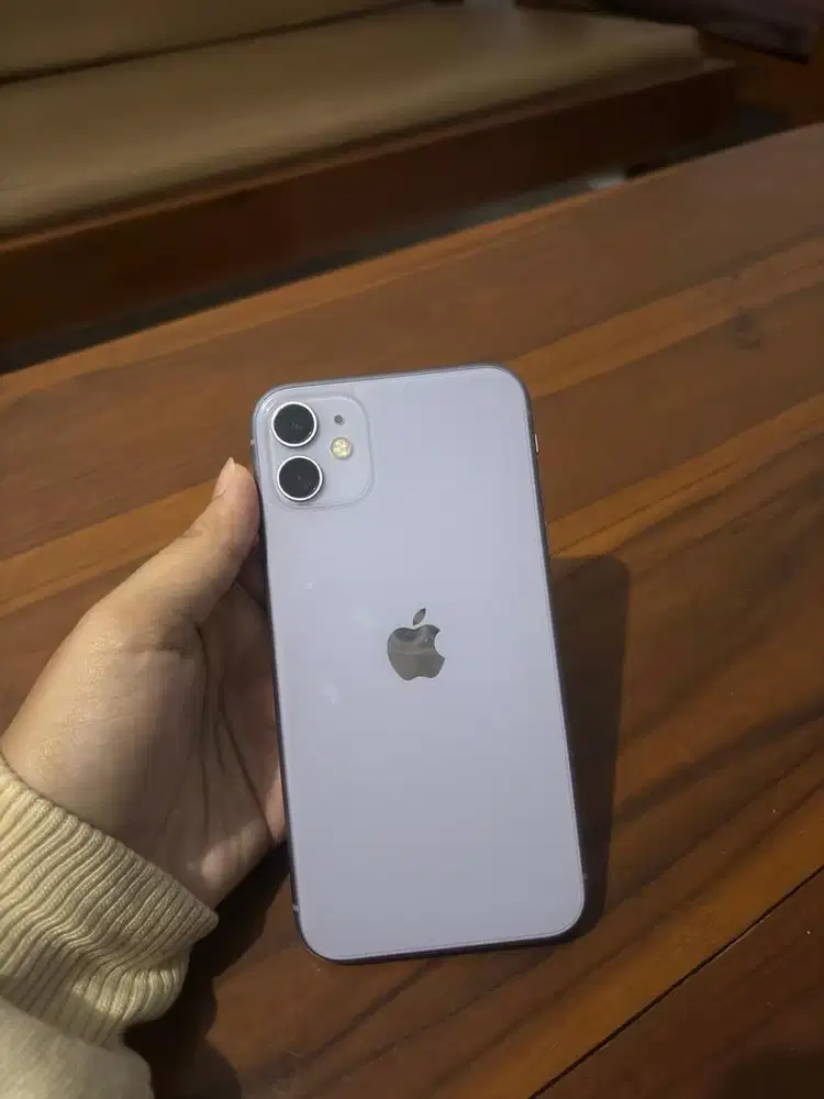 iPhone 11 64gb ex-Inter LL/A penggunaan cewek