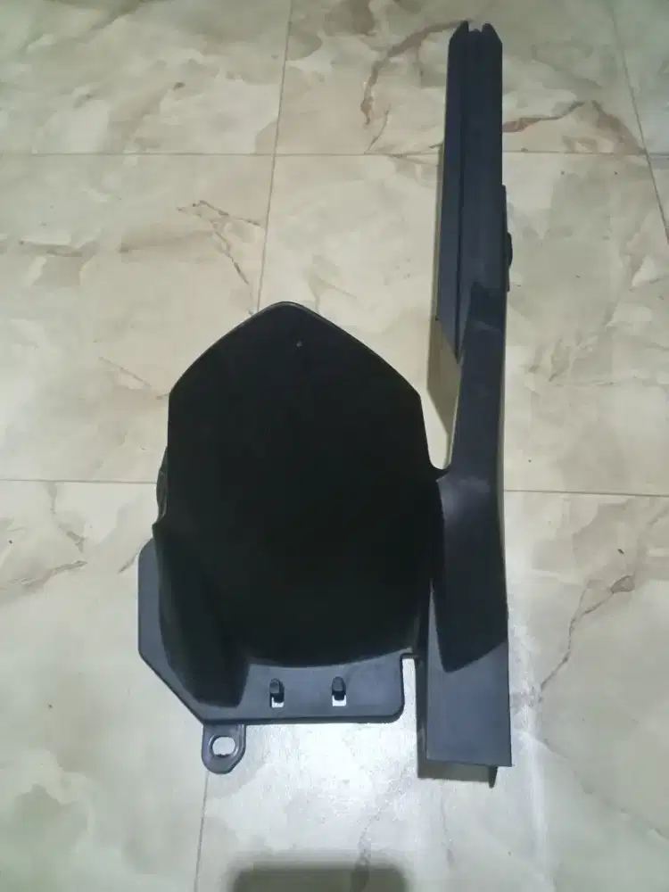 Spakbor kolong Belakang Vision New