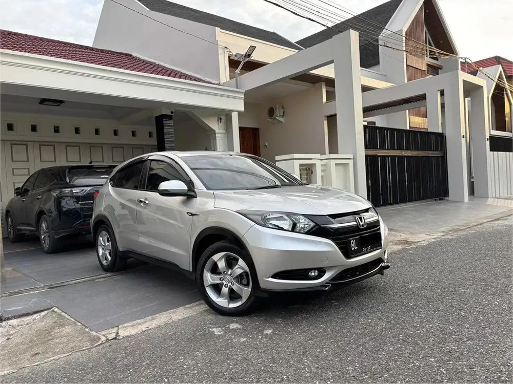 HRV E matic 2015 kondisi sangat terawat!!