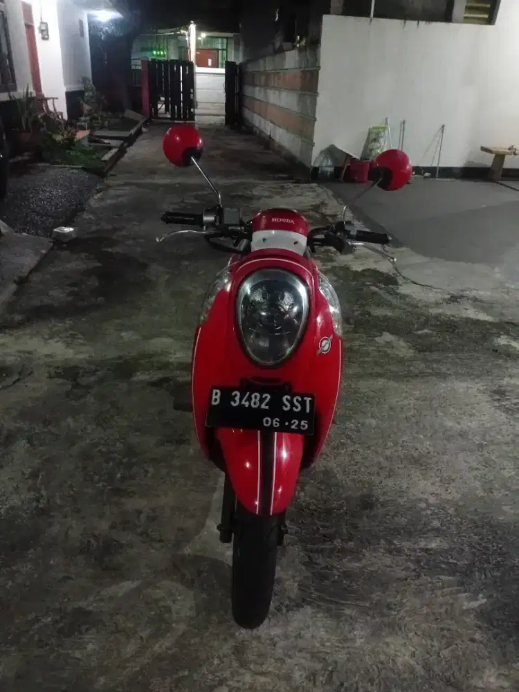 Honda scoopy th 2015