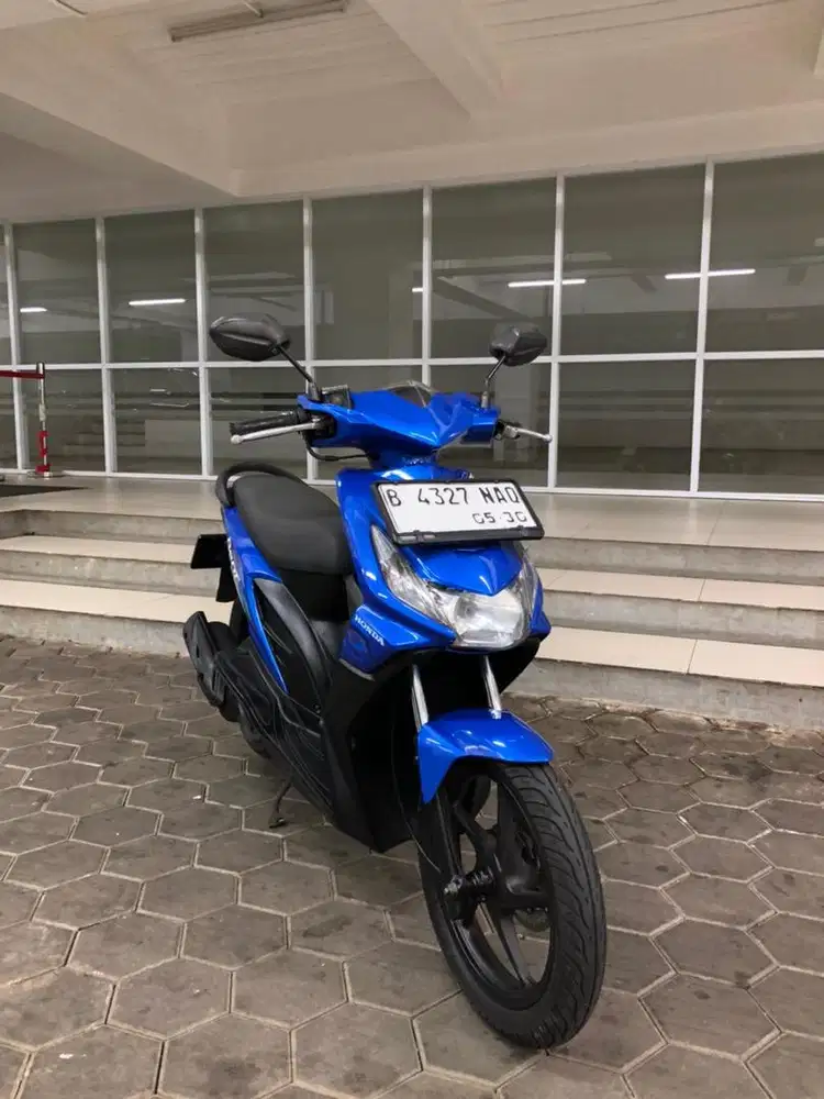 Honda Beat Karbu 2009 Asli Biru Like New