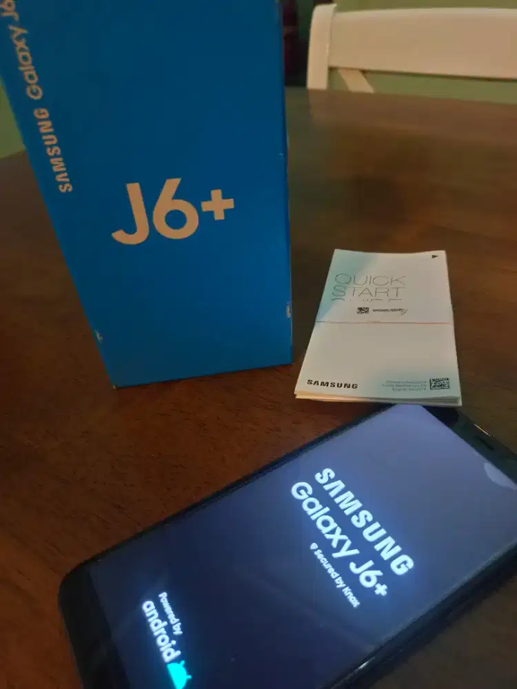 Hp Samsung J6+ kondisi baik