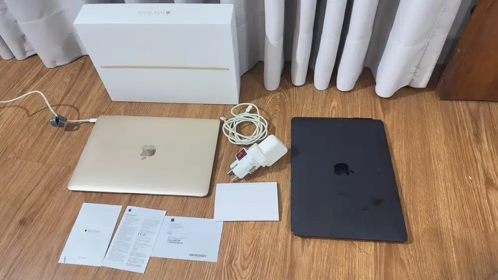Macbook Retina 12 Inchi 2016 - Gold - Lengkap