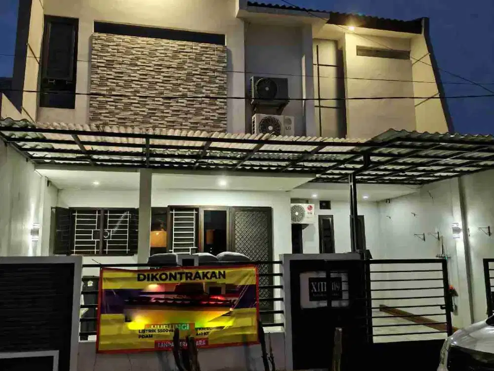 Disewakan Rumah 2 lantai Babatan Pantai Surabaya