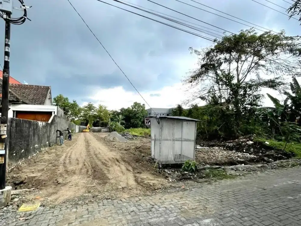 5 Menit Kampus UGM , Jual Tanah Jogja ; SHM Pekarangan