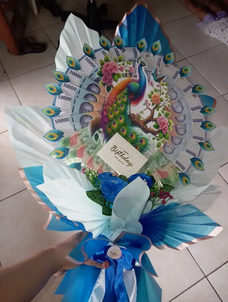 Buket uang replika model merak