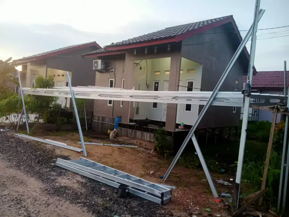 Pemasangan kenopi dan pagar rumah bajaringan harga 170sama bahan