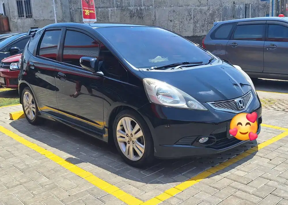 HONDA JAZZ RS GE - 8   1.5 AT {2008}