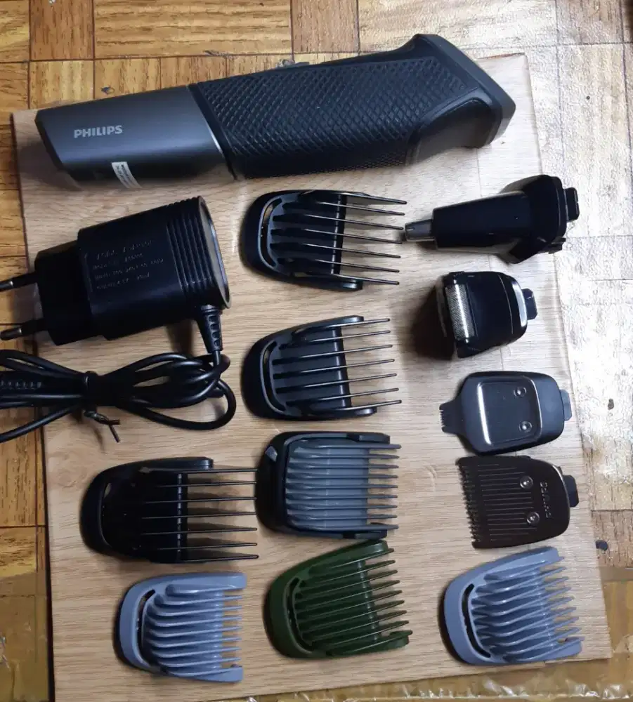 Alat cukur elektrik philips mg5730 11 in 1