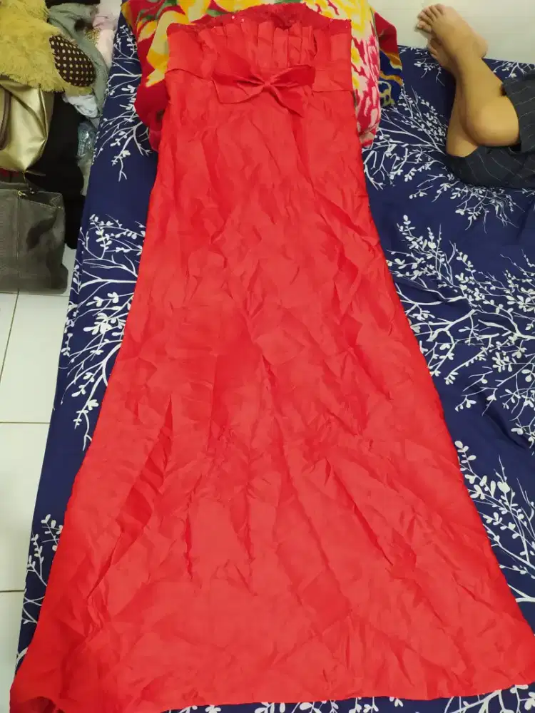GAUN MERAH MEWAH DI JUAL MURAH