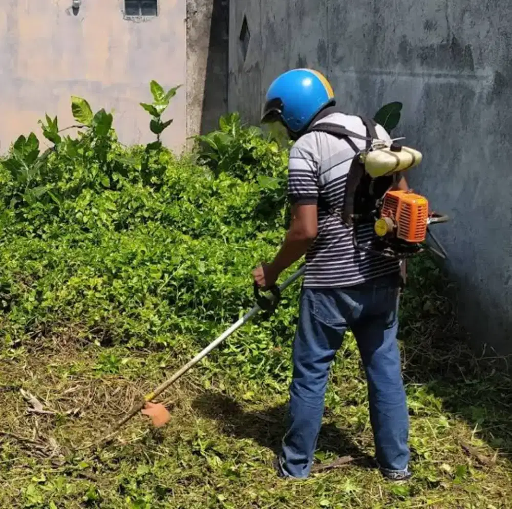 Potong Babat Rumput Mesin