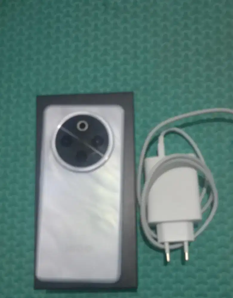 Jual HP iqoo z10 12+12/512