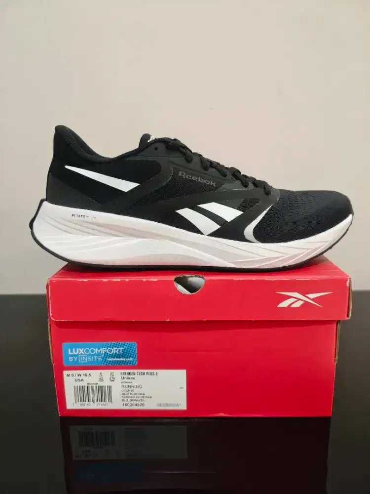 Sepatu Running pria Reebok Energen Tech Plus sz 42