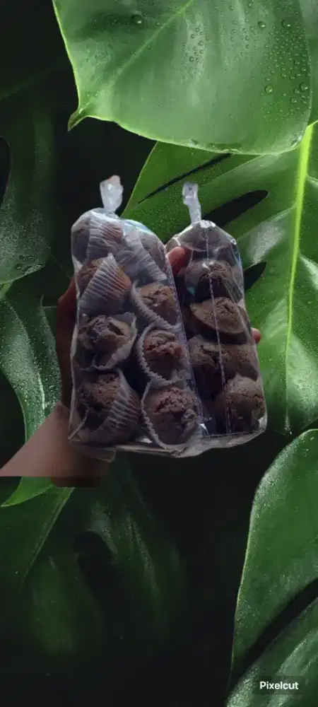 Bolu kering keten hitam legit enk