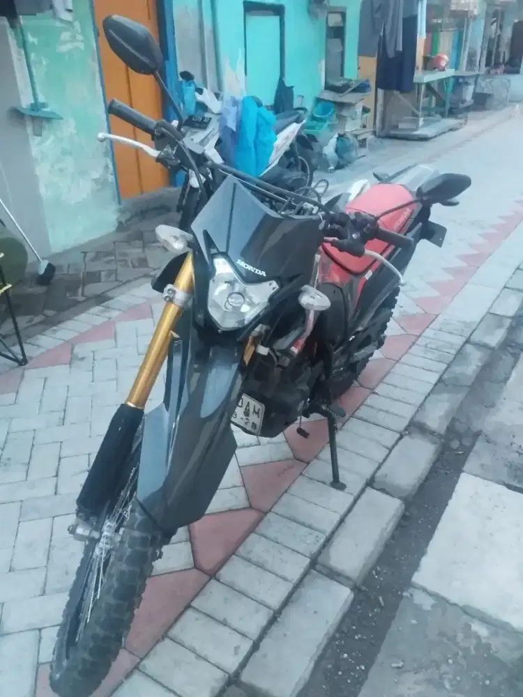 CRF 150L TAHUN 2023 SECOND MILIK PRIBADI