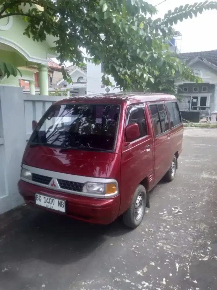 Dijual Cepat Mobil dengan kondisi sangat fresh dijamin Oke