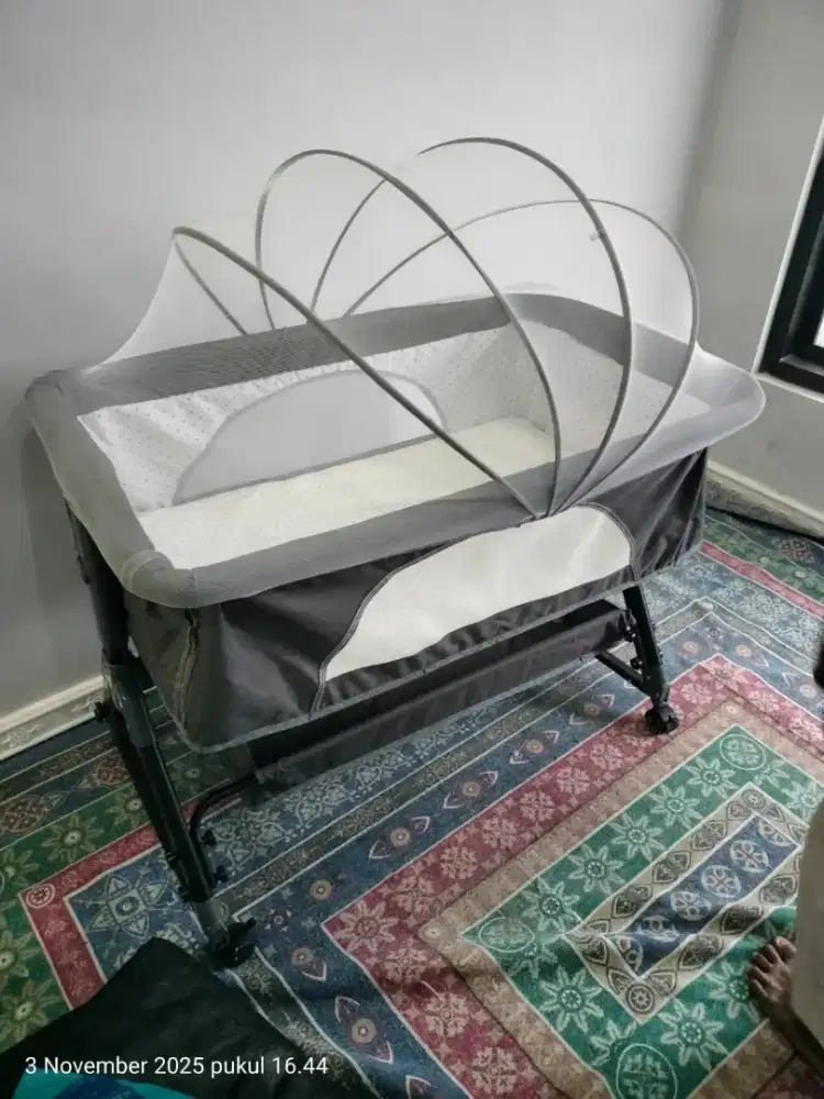 Dijual spfing bed dan box bayi